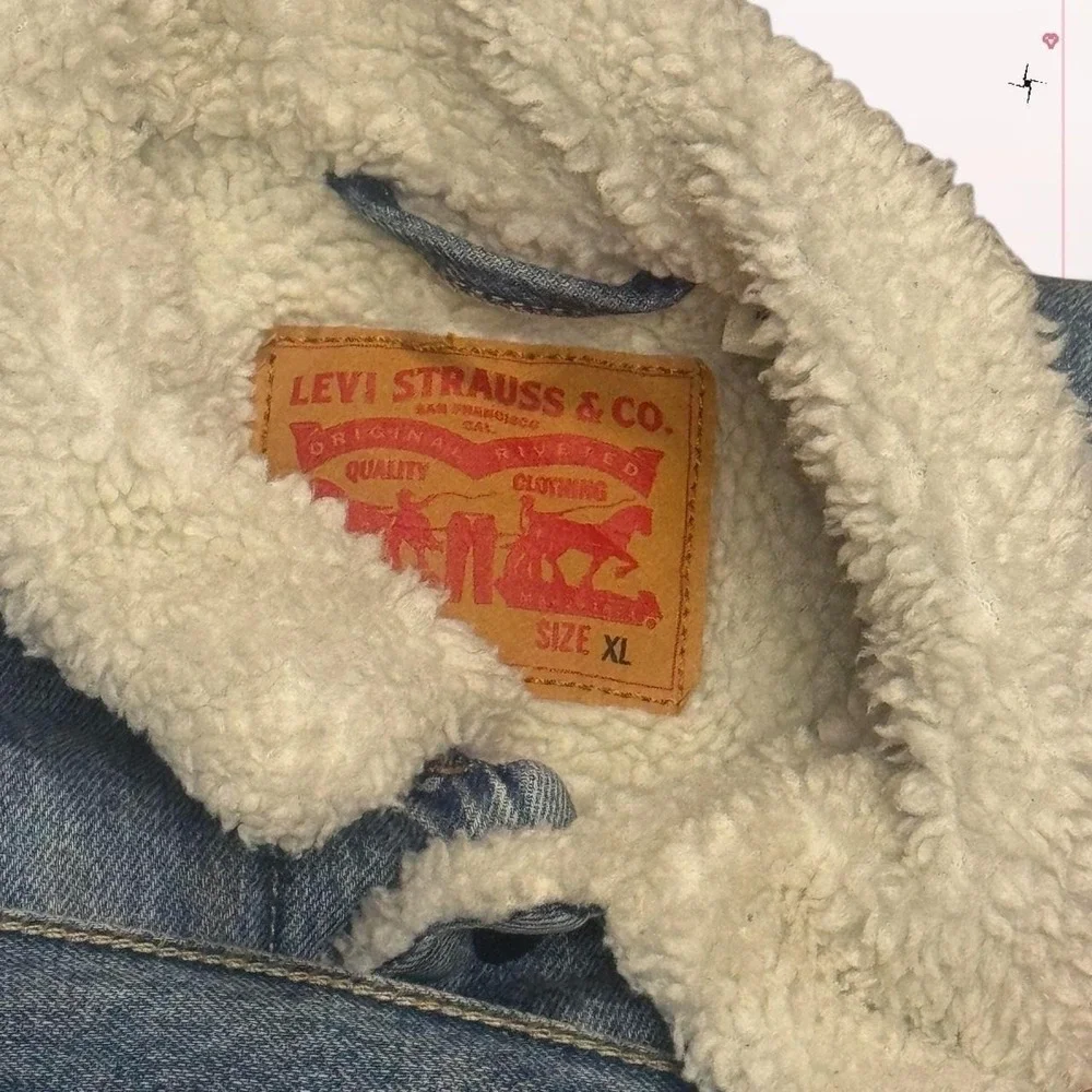Levi's blue Denim jacket Sherpa lining